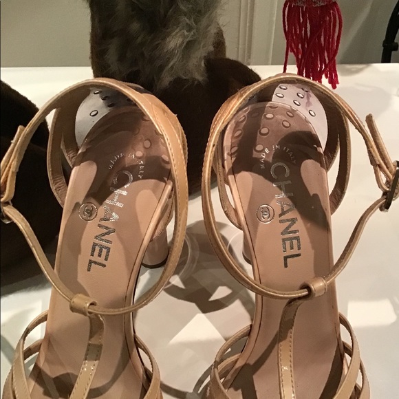 CHANEL Blush Pink Spiral Architectural Pumps - Picture 5 of 8